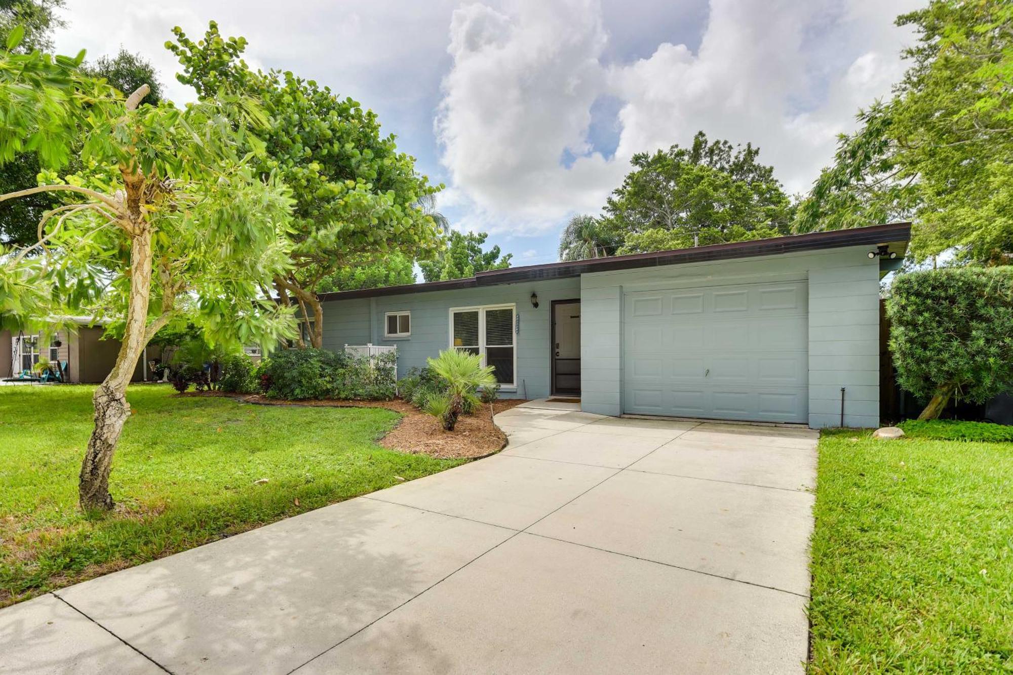 Uncle Louies Gulf Coast Retreat With Outdoor Oasis! Villa Bradenton Exterior photo