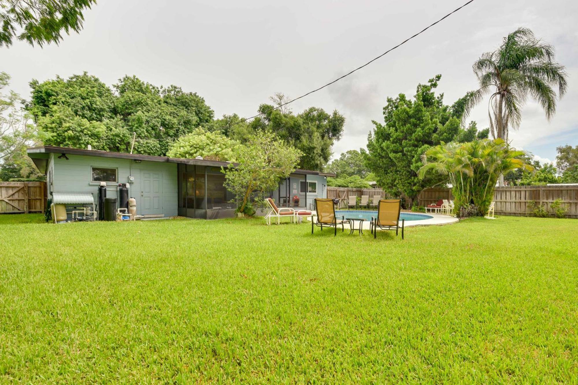 Uncle Louies Gulf Coast Retreat With Outdoor Oasis! Villa Bradenton Exterior photo